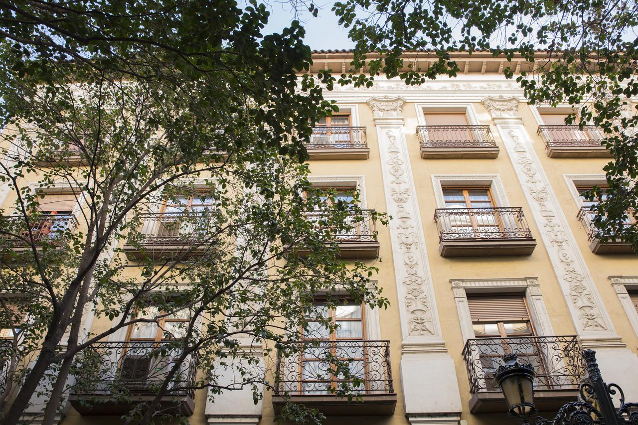 Apartamentos Sabinas Don Jaime Zaragoza Kültér fotó