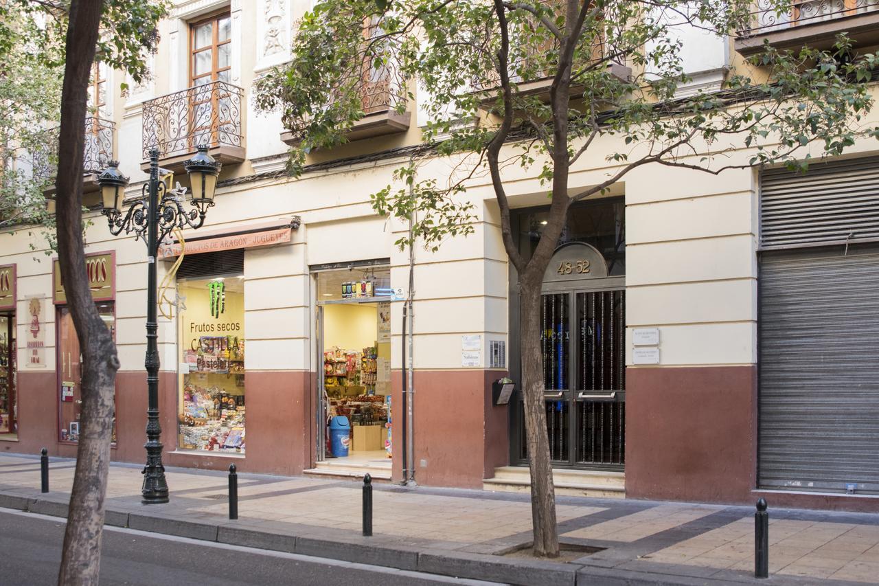 Apartamentos Sabinas Don Jaime Zaragoza Kültér fotó